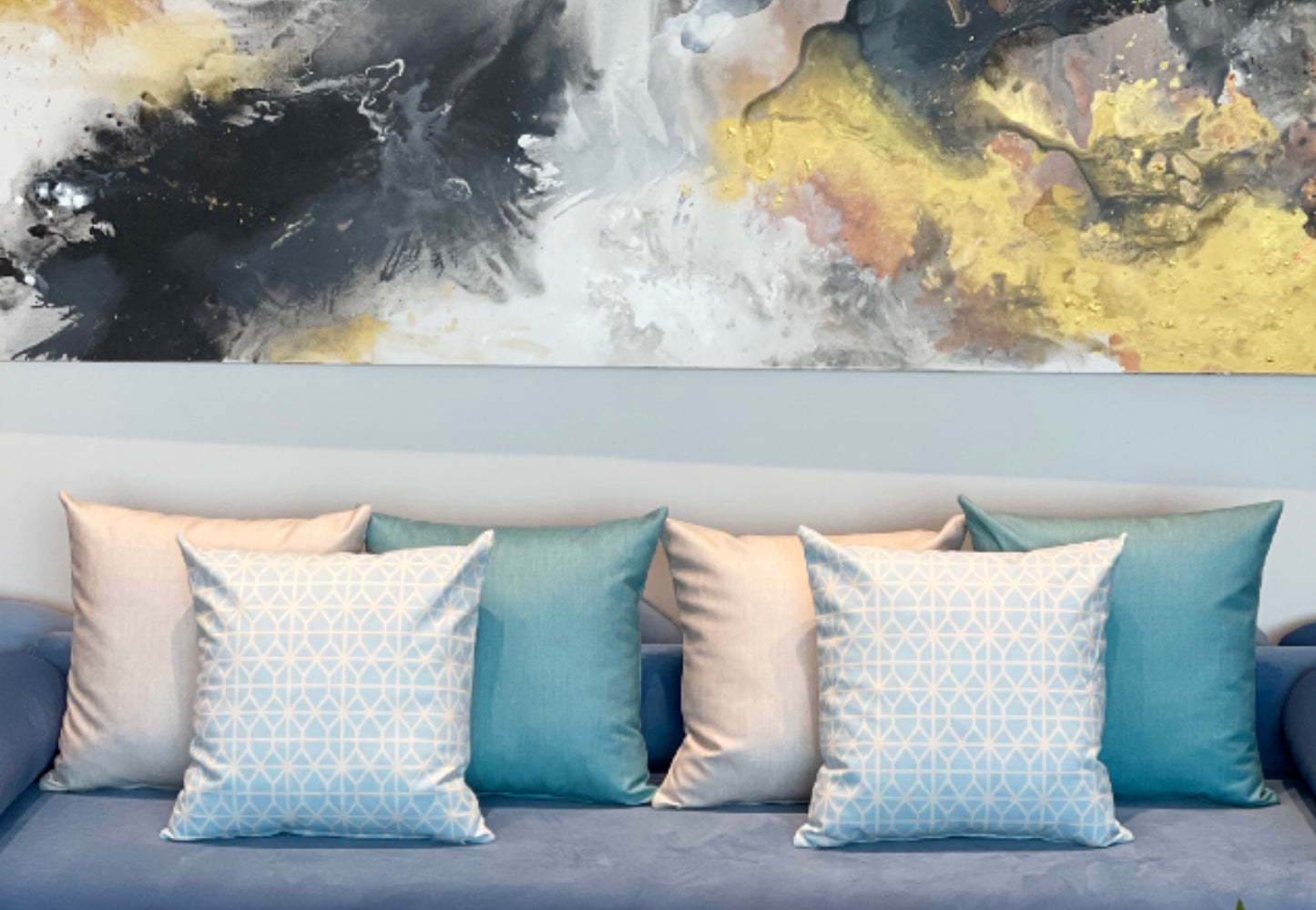  Cushion 16-059