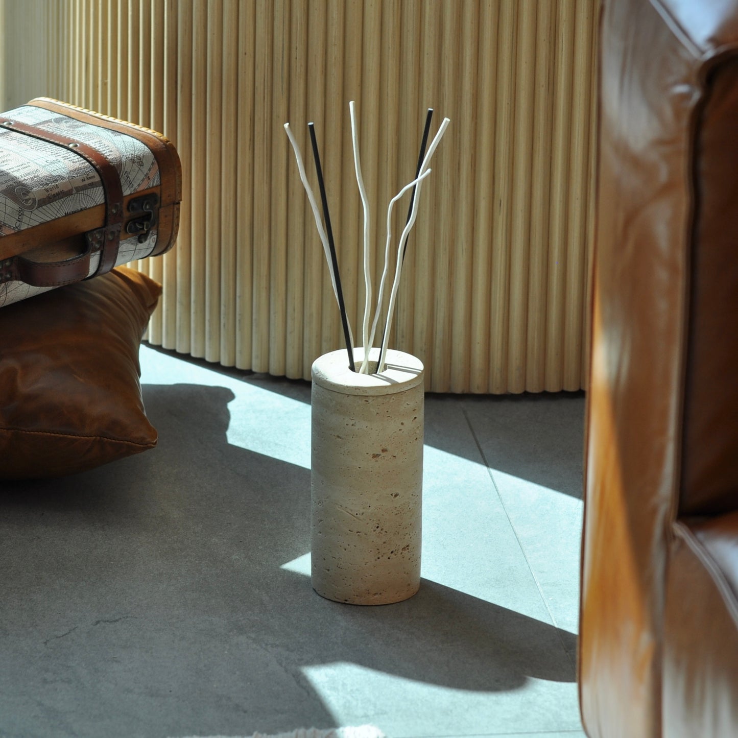 Diffuser Pot & Cover