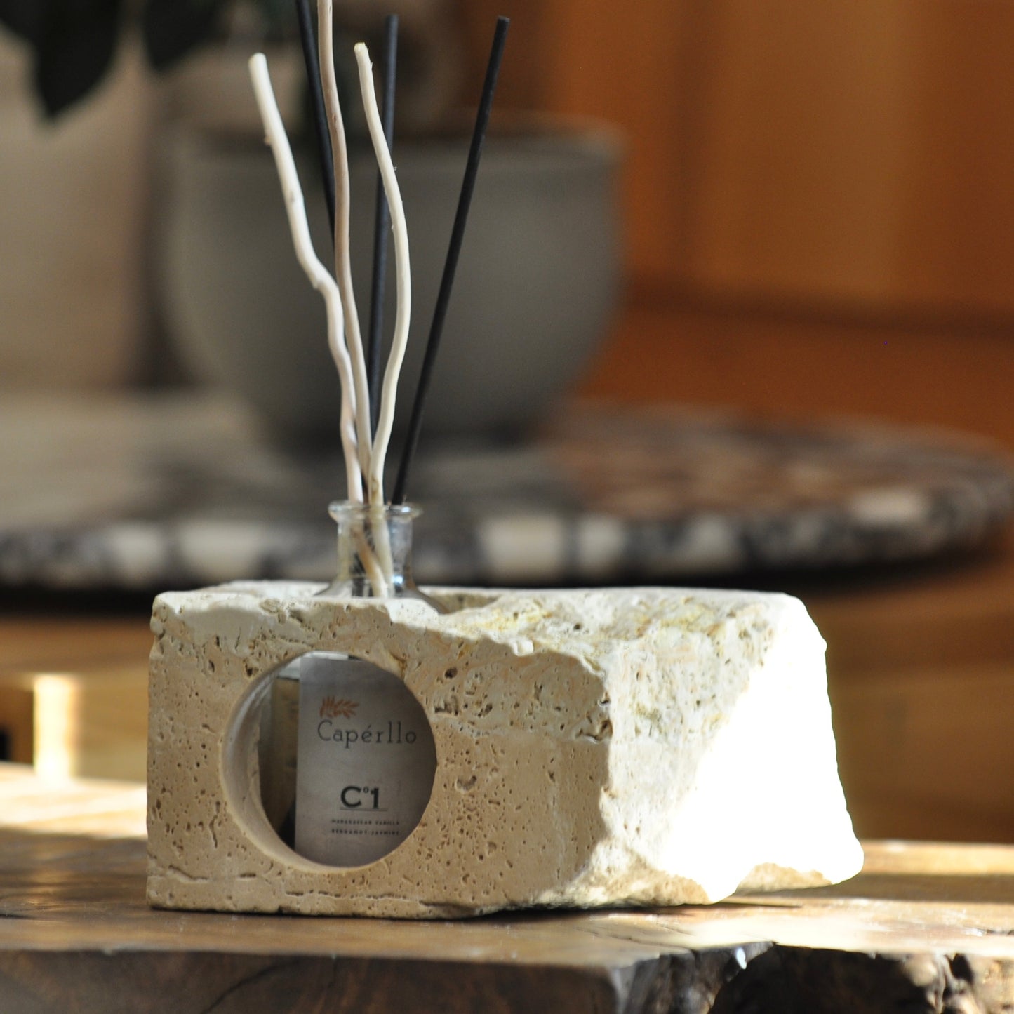 Diffuser Stand