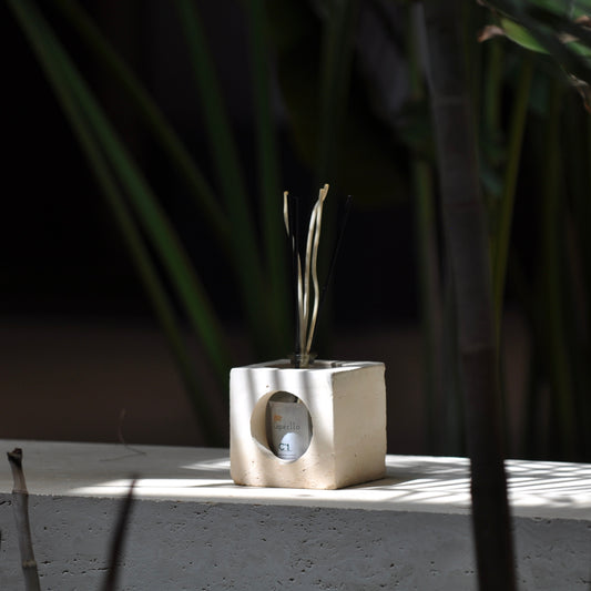 Diffuser Holder