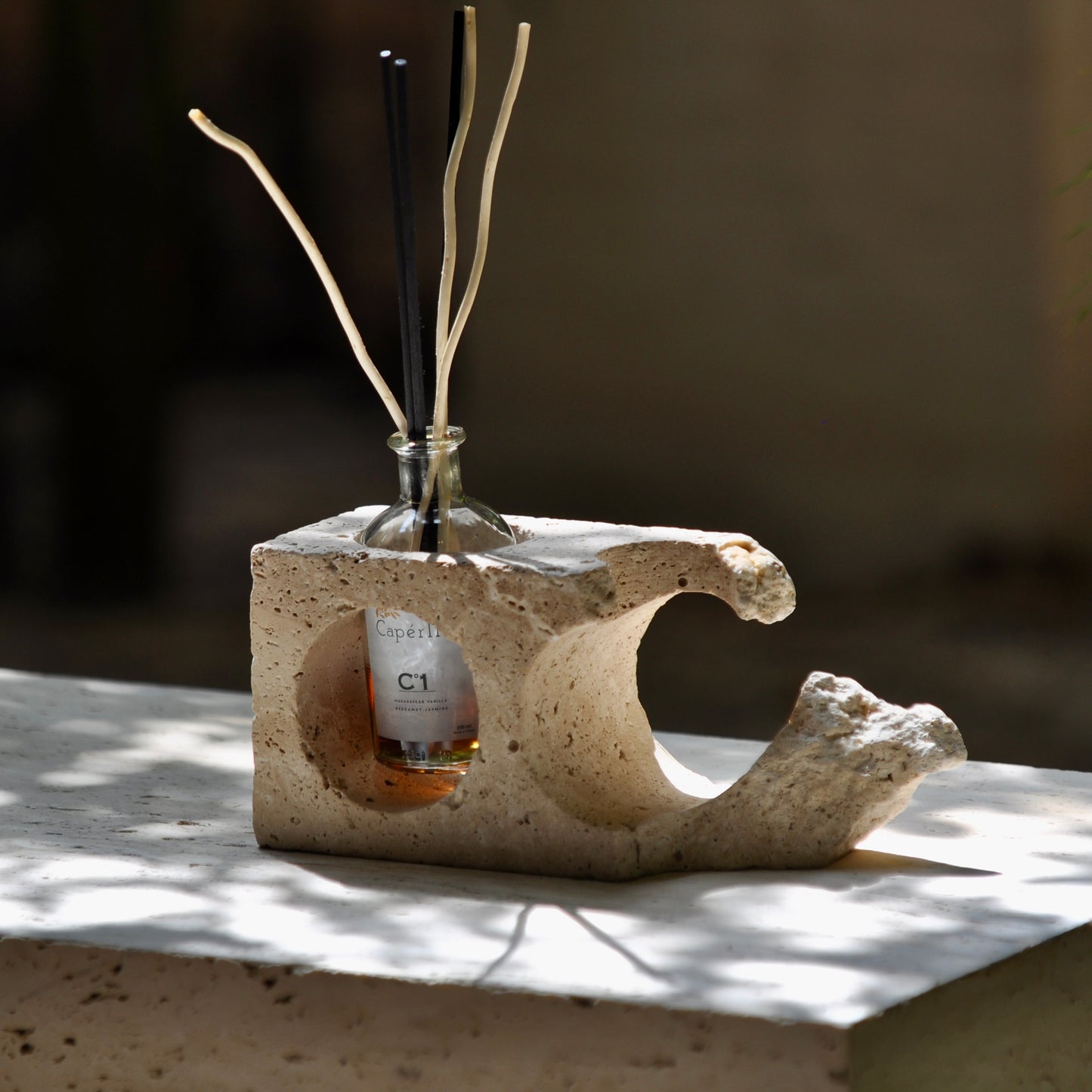 Diffuser Stand