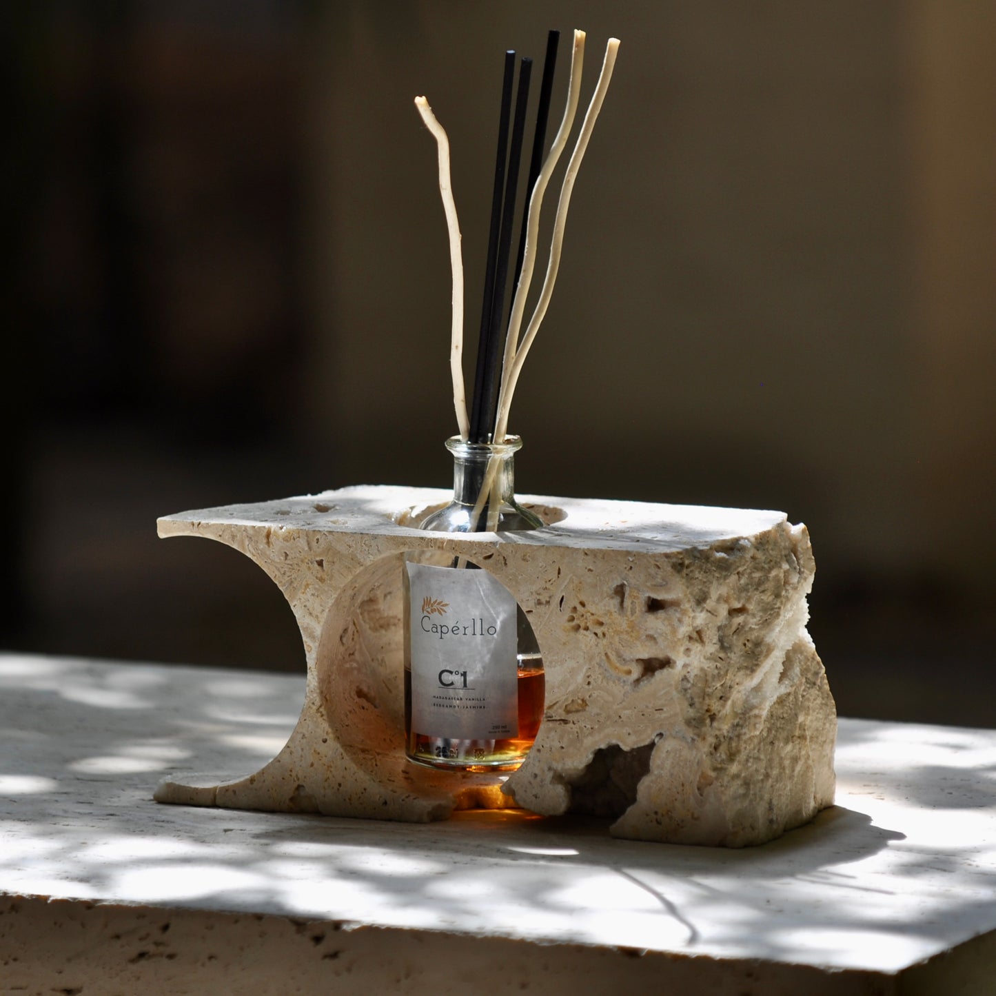 Diffuser Stand