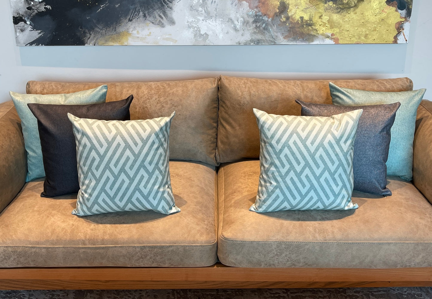 ‎ Cushion  16-058