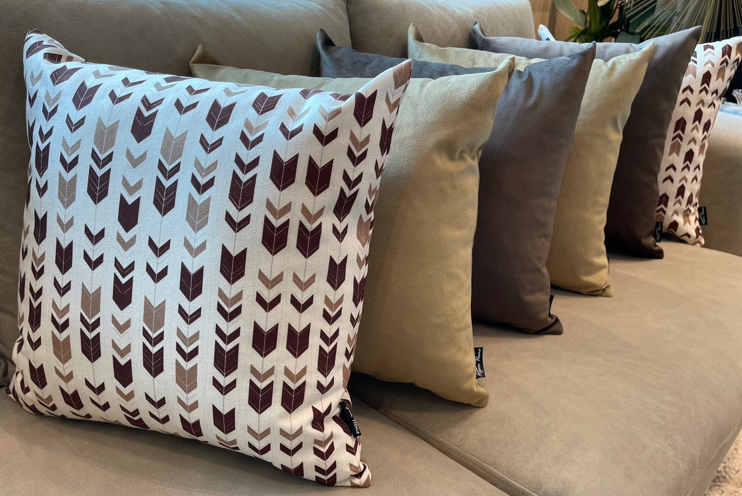 ‎ Cushion  16-109