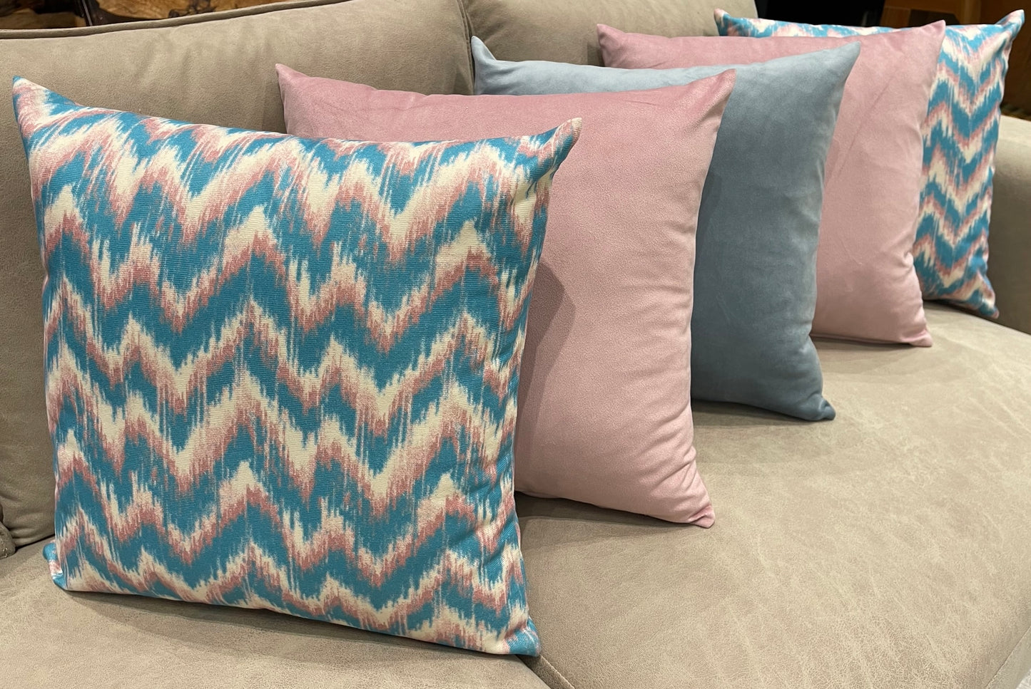 ‎ Cushion  15-025