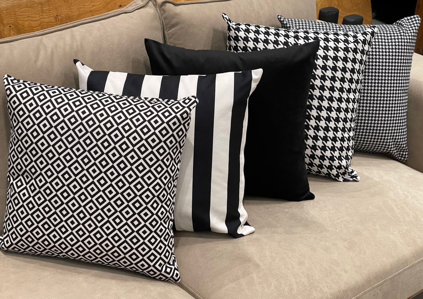 ‎ Cushion  15-003