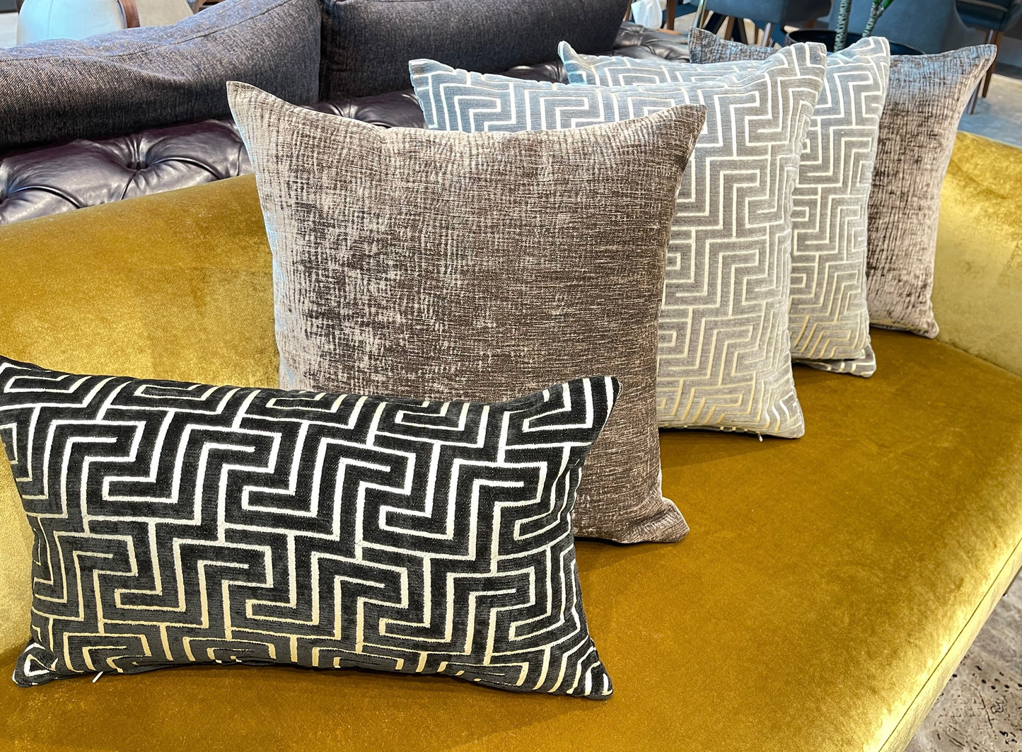 Cushion  15-026
