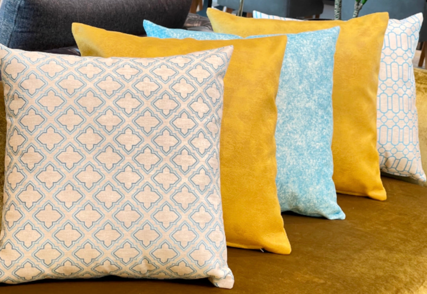 ‎ Cushion  15-011