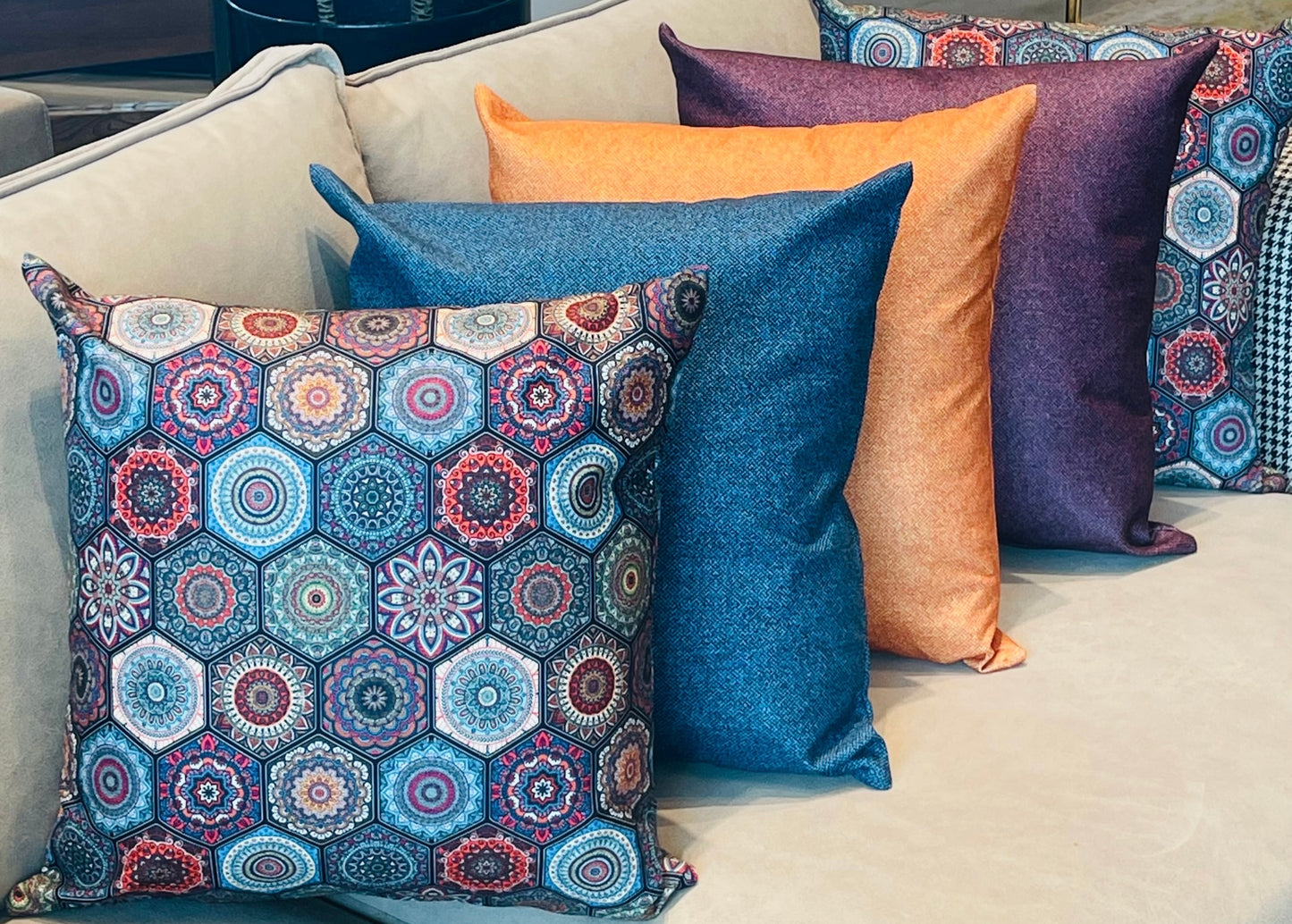 ‎ Cushion  15-015