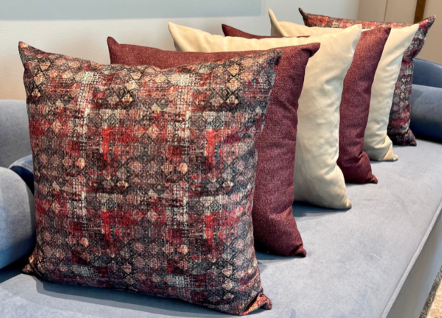 ‎ Cushion  16-065