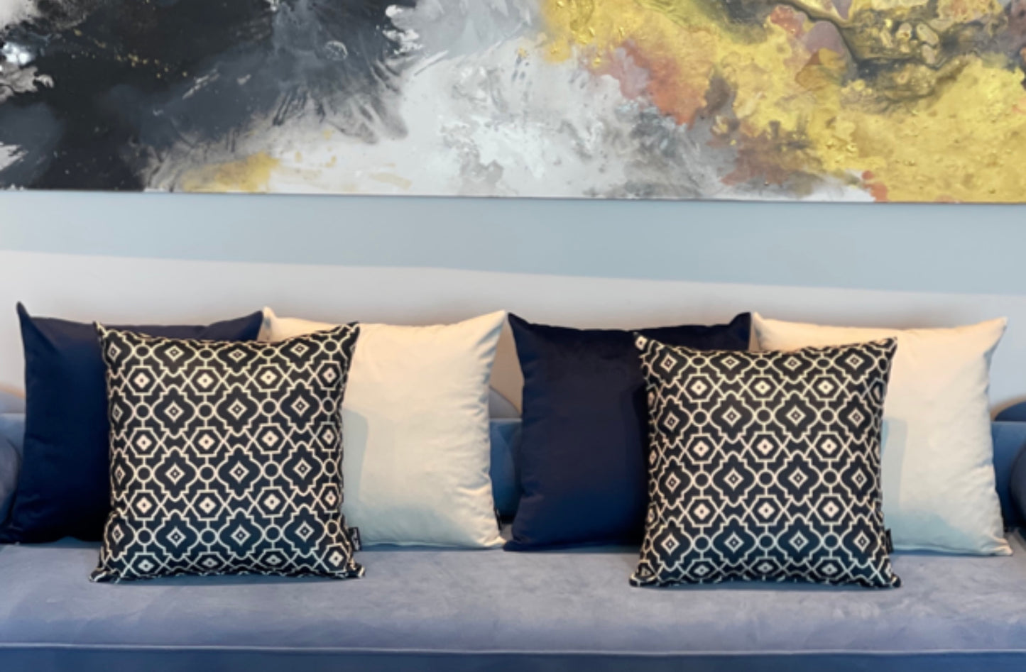 ‎ Cushion  16-097