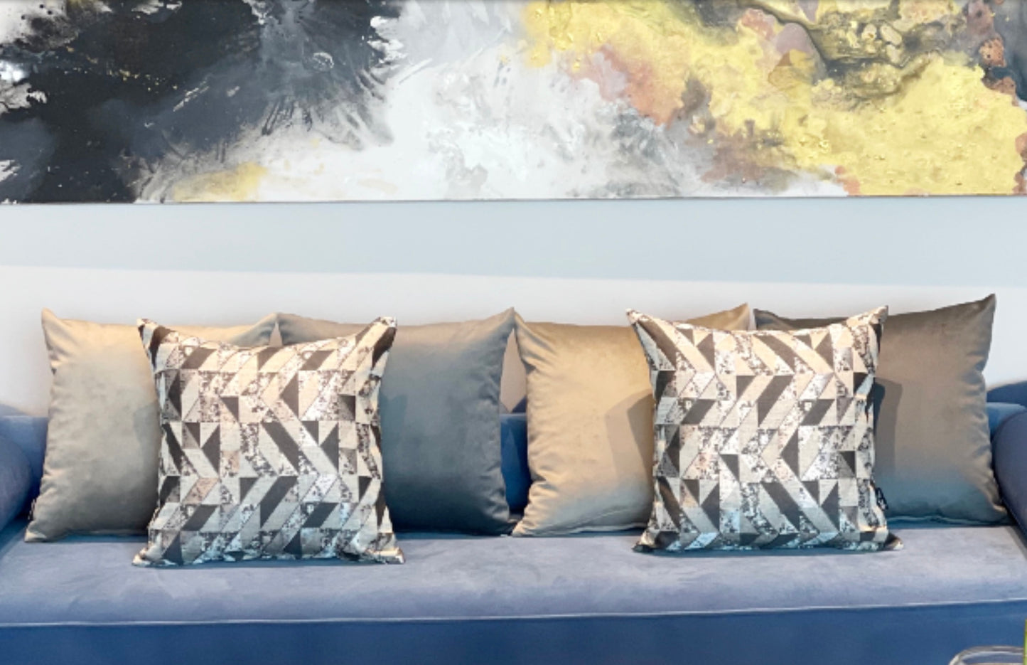 ‎ Cushion  16-135