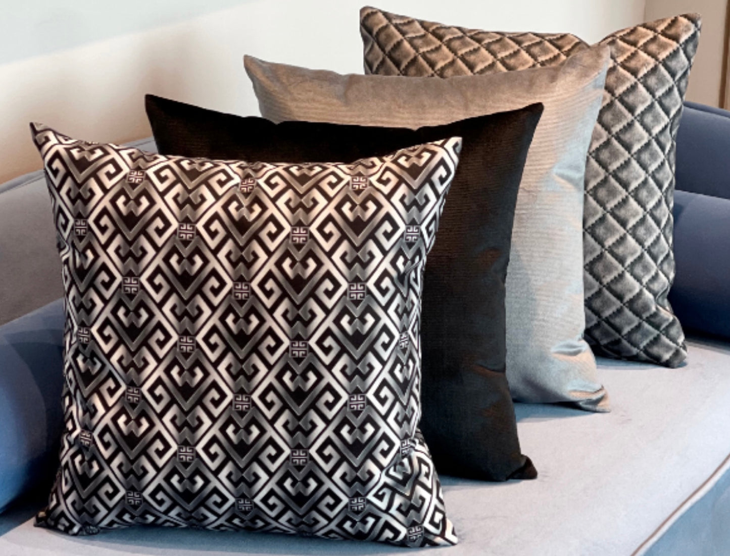 ‎ Cushion  14-003