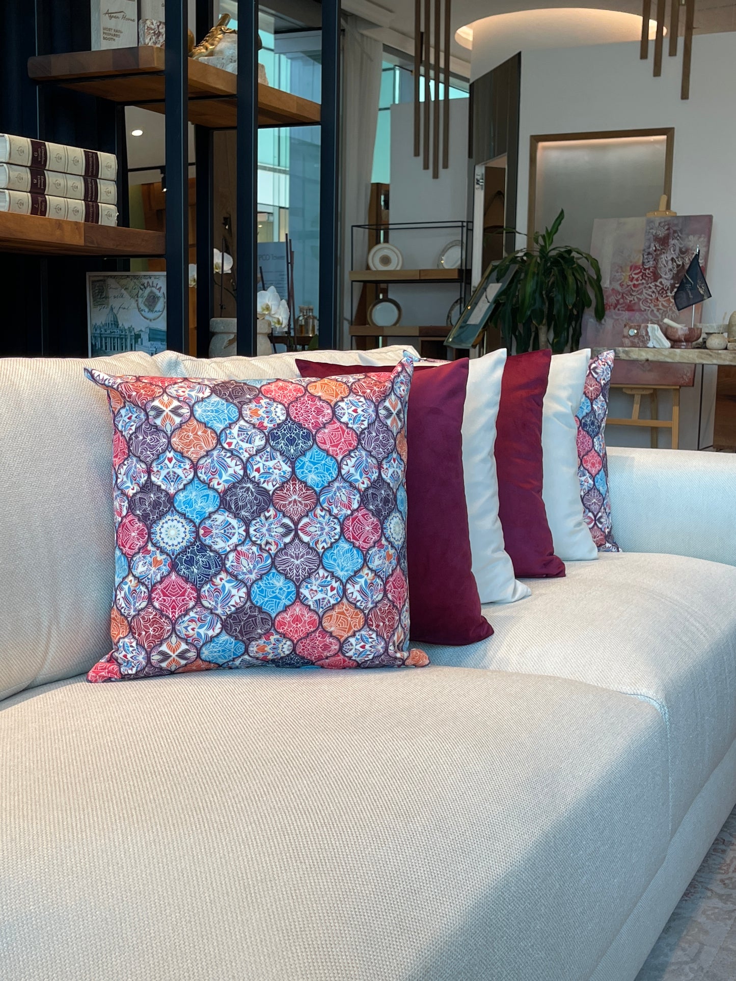 ‎ Cushion  16-071